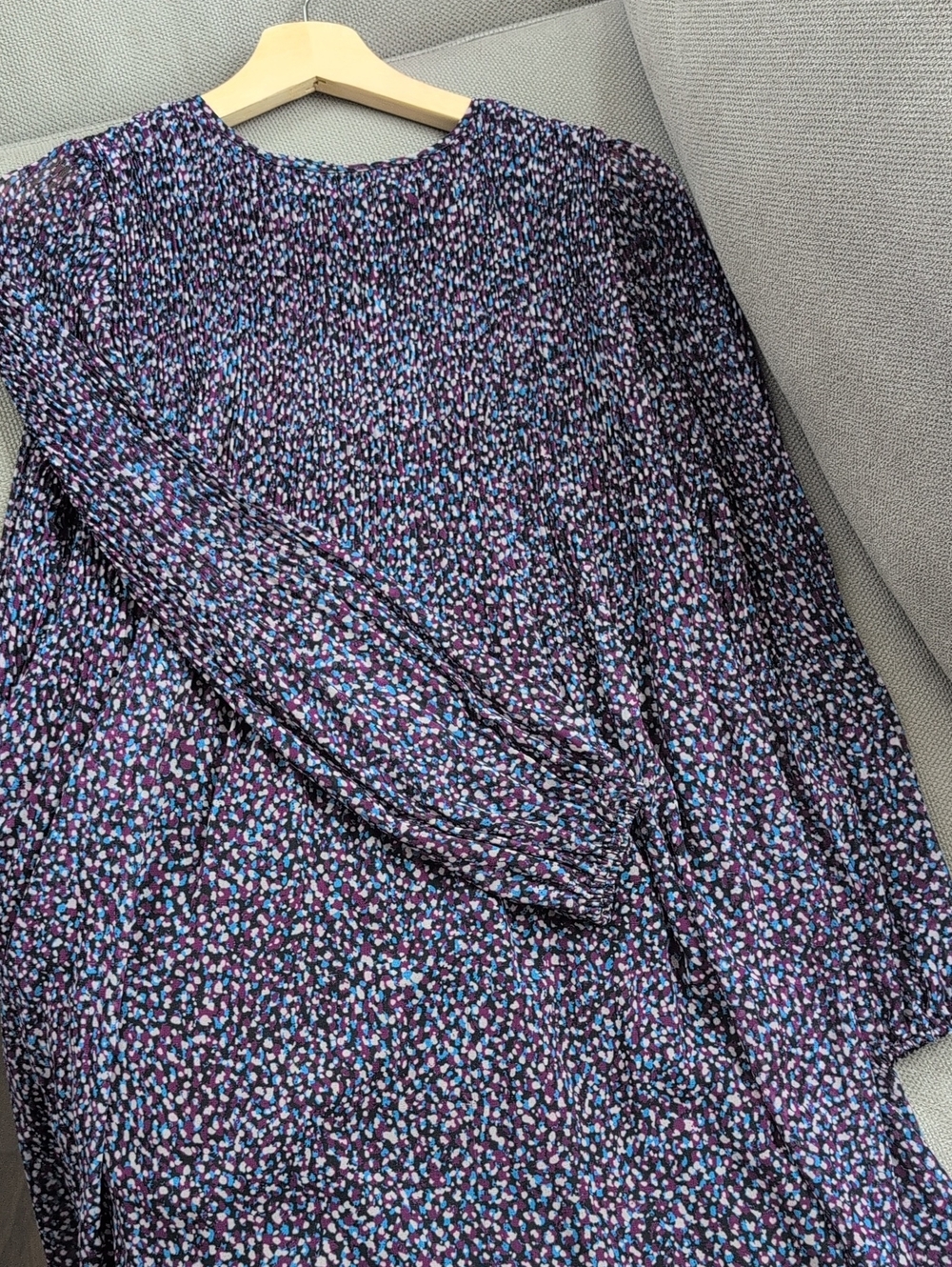 Wilfred Multicolor Abstract Print Blouse in Black, Purple, Blue
